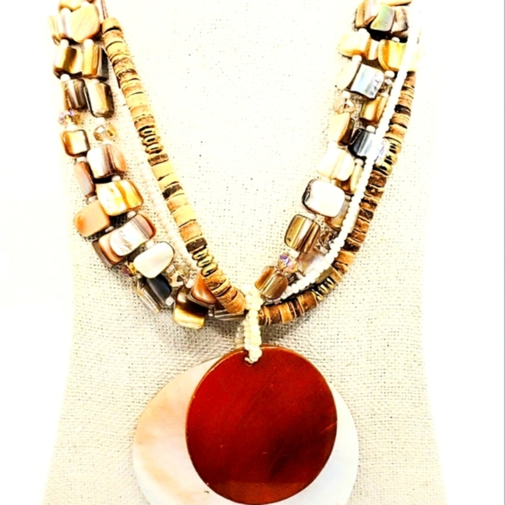 Necklace Beaded Pearls, Amber colors w/Copper Pearl color Pendant